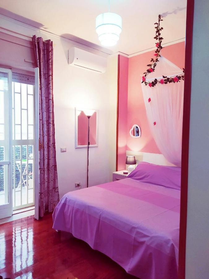 Altea Royale Hotel เนเปิลส์ ภายนอก รูปภาพ