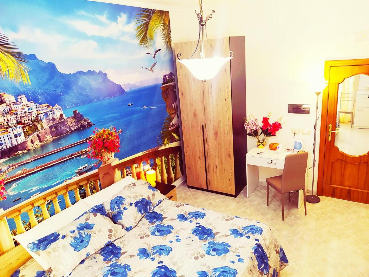 Altea Royale Hotel เนเปิลส์ ภายนอก รูปภาพ