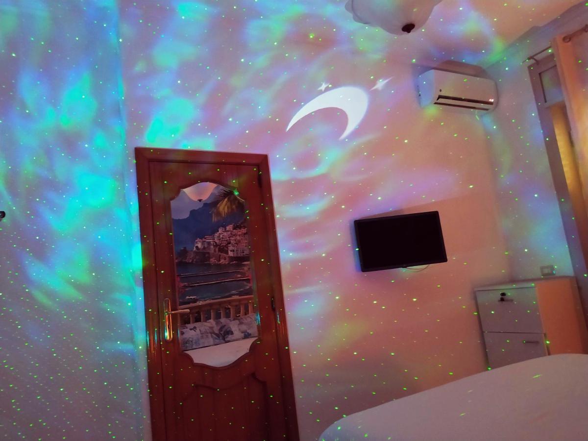 Altea Royale Hotel เนเปิลส์ ภายนอก รูปภาพ